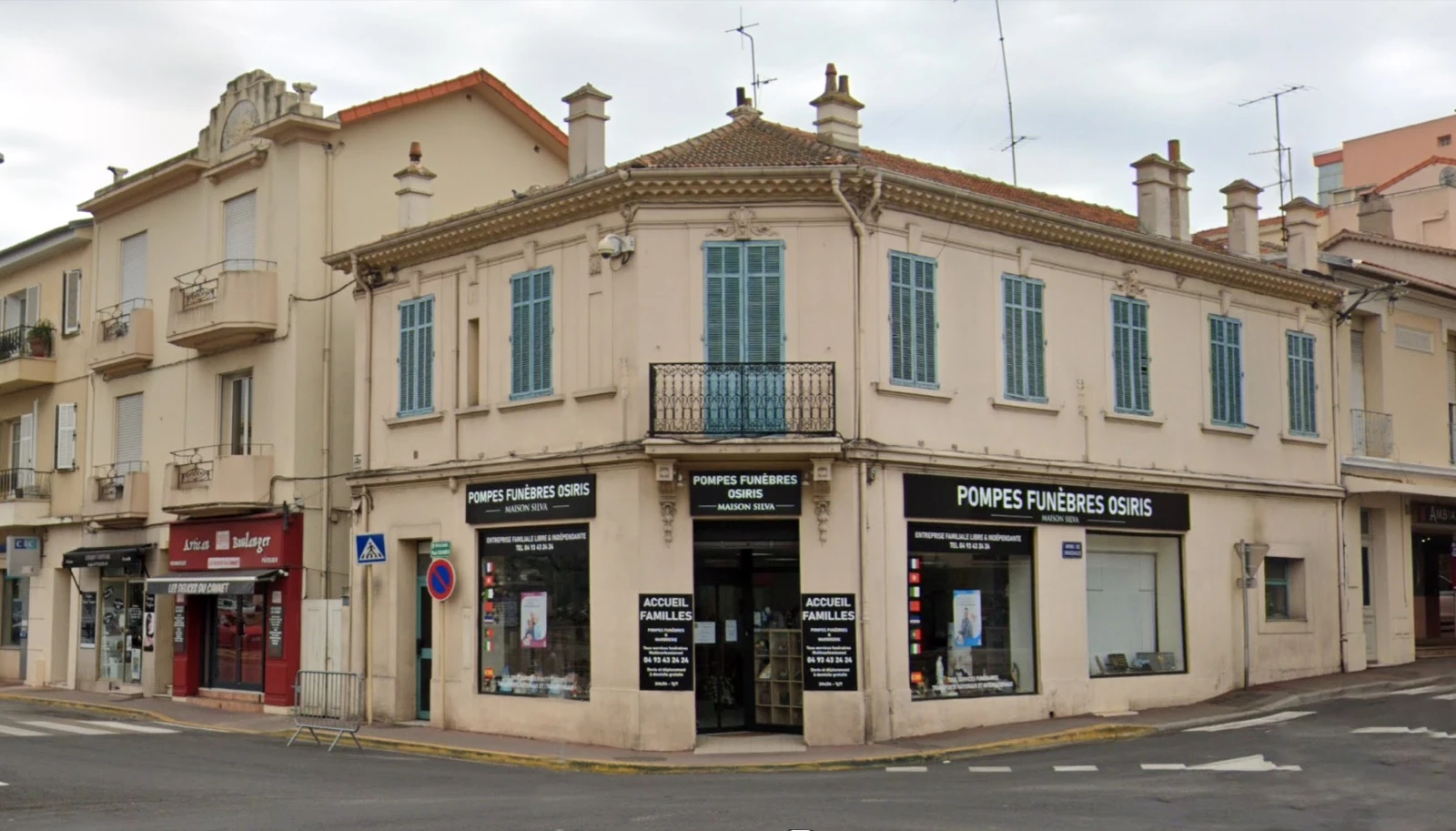 Façade of the Osiris agency in Le Cannet
